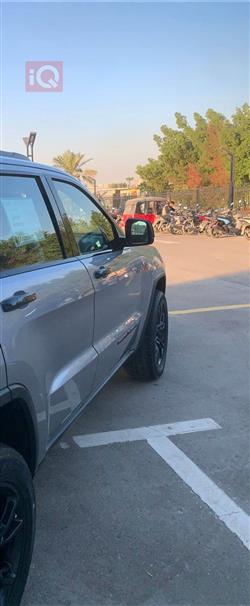 جيب جراند شيروكي